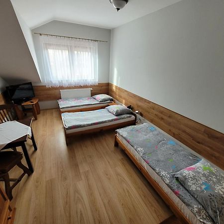 Zlota Roza Hotel Sedziszow Екстериор снимка
