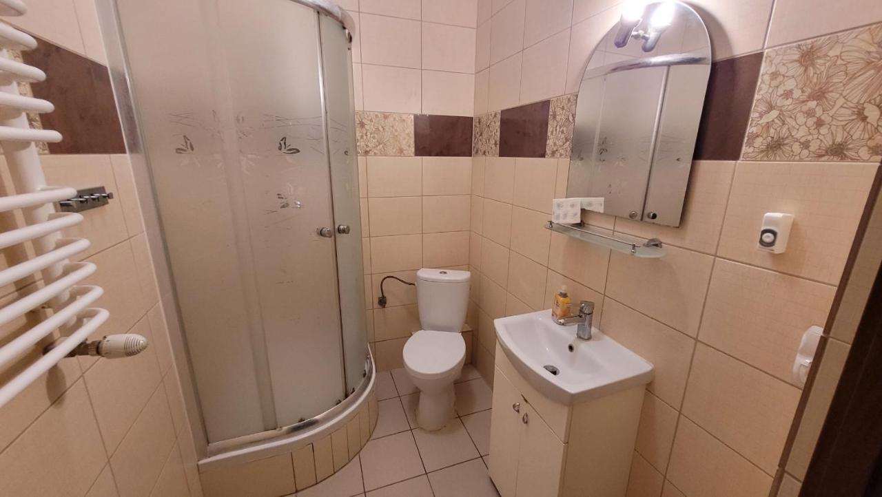 Zlota Roza Hotel Sedziszow Екстериор снимка