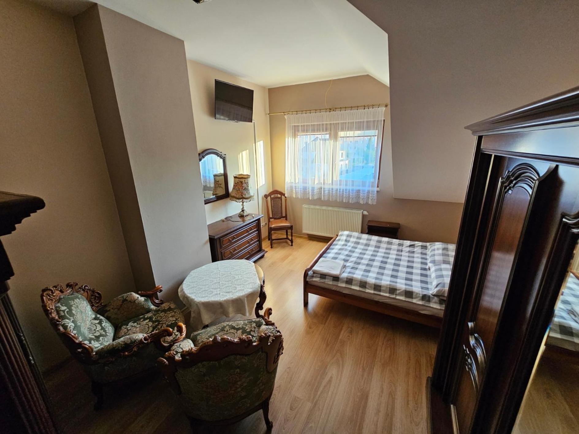 Zlota Roza Hotel Sedziszow Екстериор снимка